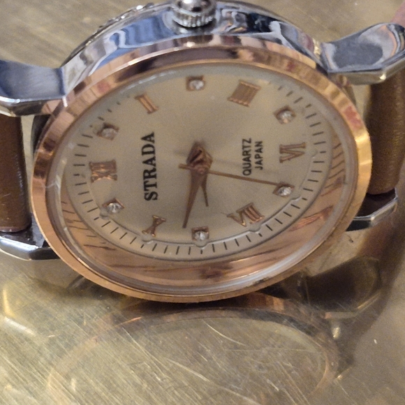 Strada Gold and Silver Watch - Picture 8 of 12